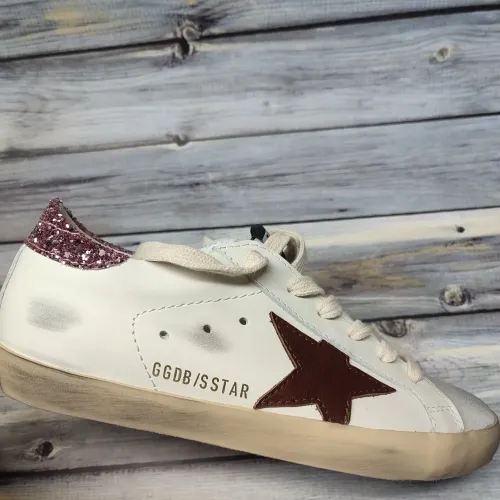 Replica Golden Goose Casual Shoes For Women #1455463 $98.00 USD for Wholesale