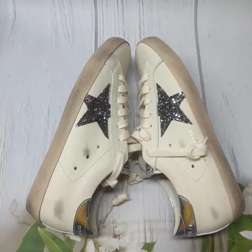 Replica Golden Goose Casual Shoes For Women #1455465 $98.00 USD for Wholesale