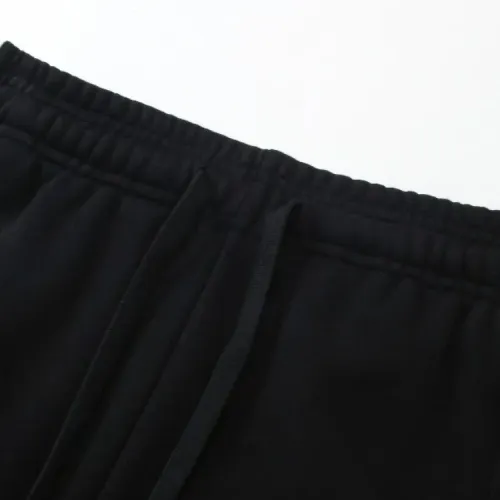 Replica Gucci Pants For Men #1456691 $40.00 USD for Wholesale