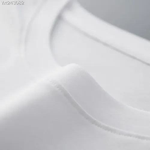 Replica Gucci T-Shirts Short Sleeved For Unisex #1457492 $25.00 USD for Wholesale