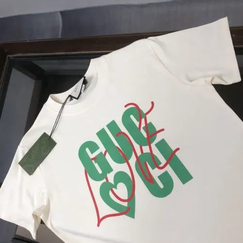 Replica Gucci T-Shirts Short Sleeved For Men #1458449 $45.00 USD for Wholesale