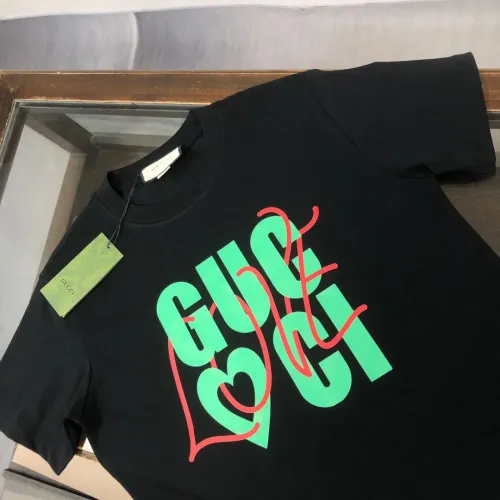 Replica Gucci T-Shirts Short Sleeved For Men #1458450 $45.00 USD for Wholesale