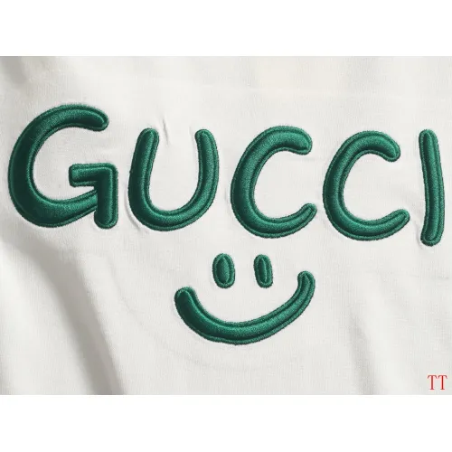 Replica Gucci T-Shirts Short Sleeved For Unisex #1458607 $42.00 USD for Wholesale