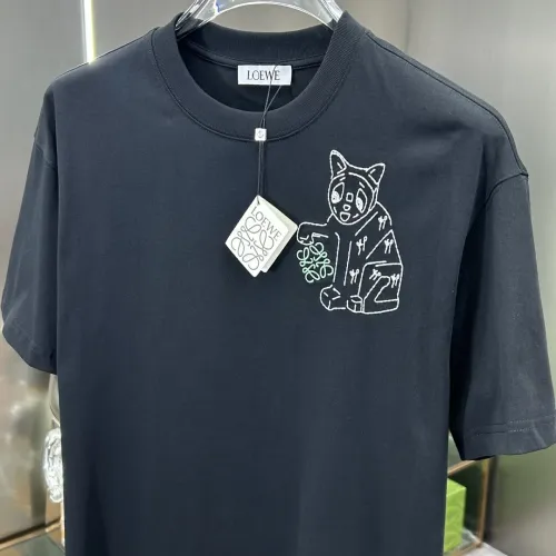 Replica LOEWE T-Shirts Short Sleeved For Unisex #1458893 $64.00 USD for Wholesale