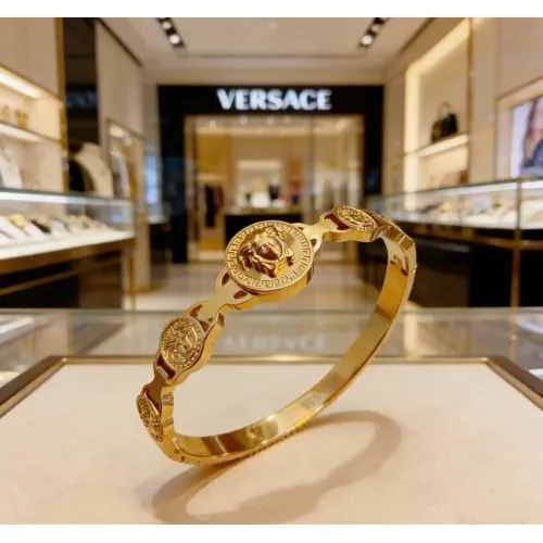 Cheap Versace Bracelets #1459986, $$42.00 USD On Versace Bracelets