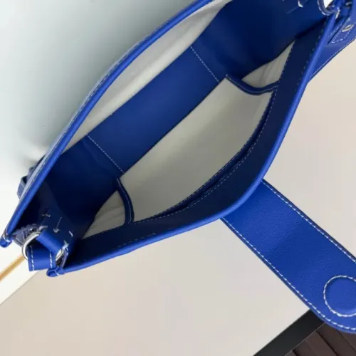 Replica Goyard AAA Quality Messenger Bags For Women #1460395 $76.00 USD for Wholesale