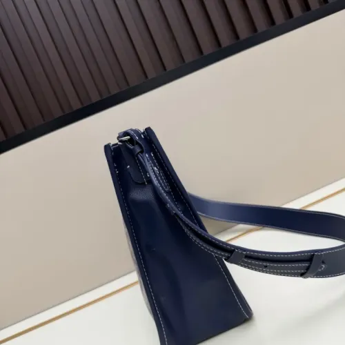 Replica Goyard AAA Quality Messenger Bags For Women #1460399 $76.00 USD for Wholesale