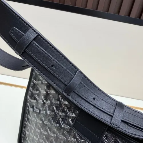 Replica Goyard AAA Quality Messenger Bags For Women #1460400 $76.00 USD for Wholesale