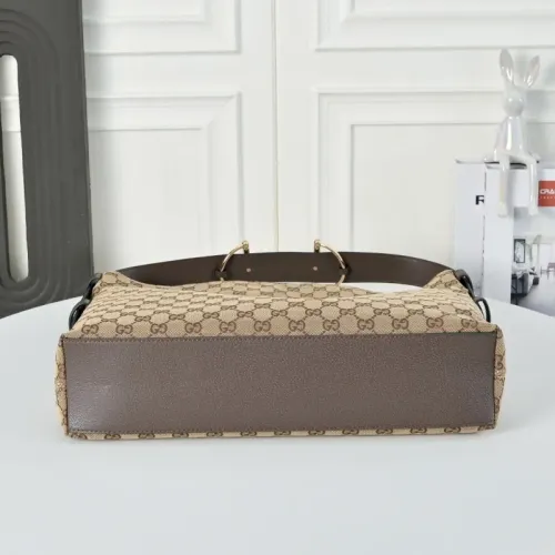 Replica Gucci AAA Quality Handbags For Women #1462723 $88.00 USD for Wholesale