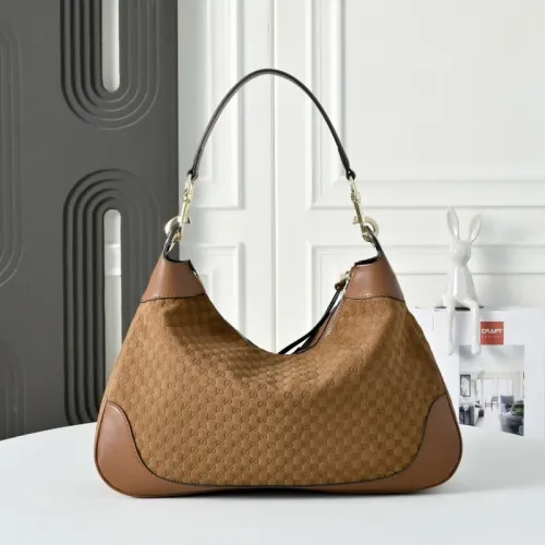 Replica Gucci AAA Quality Shoulder Bags For Women #1462725 $92.00 USD for Wholesale