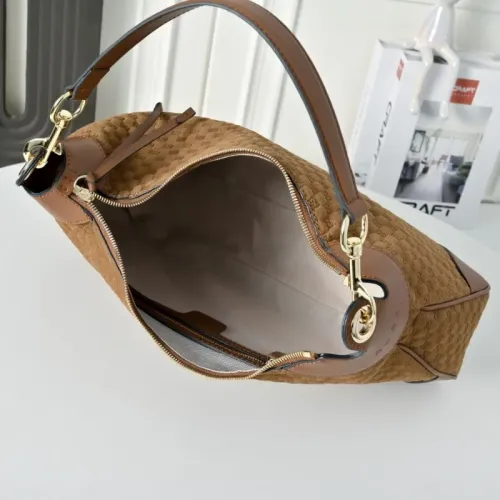Replica Gucci AAA Quality Shoulder Bags For Women #1462725 $92.00 USD for Wholesale