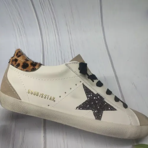 Replica Golden Goose Casual Shoes For Women #1462736 $98.00 USD for Wholesale