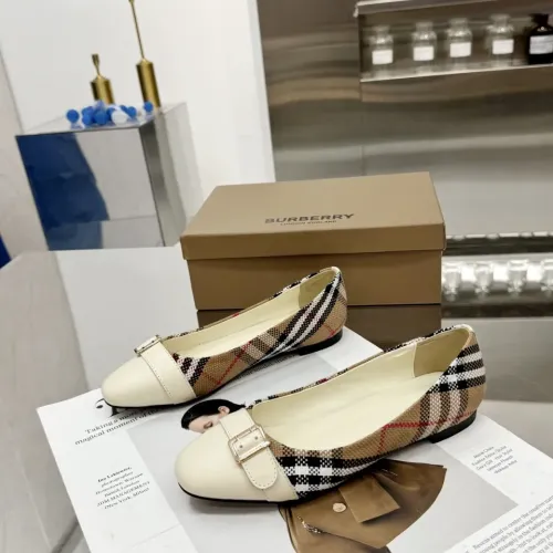Replica Burberry Flat Shoes For Women #1462846 $85.00 USD for Wholesale