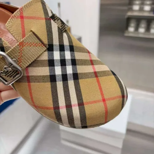 Replica Burberry Slippers For Men #1462866 $92.00 USD for Wholesale