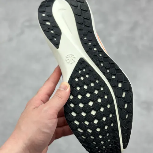 Replica Nike Zoom Running Shoes For Women #1462969 $68.00 USD for Wholesale