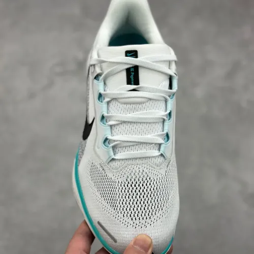 Replica Nike Zoom Running Shoes For Women #1462975 $68.00 USD for Wholesale