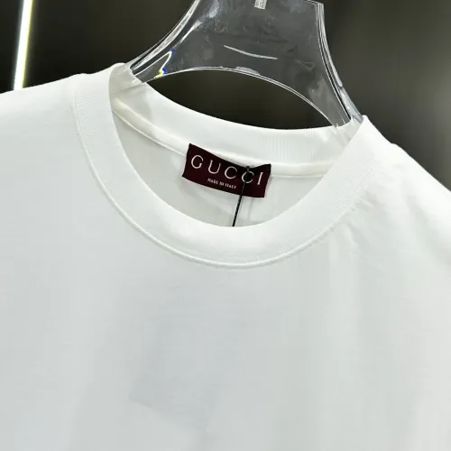 Replica Gucci T-Shirts Short Sleeved For Unisex #1464240 $68.00 USD for Wholesale