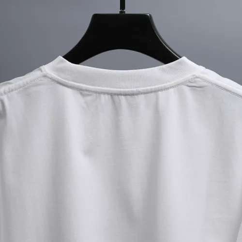 Replica Gucci T-Shirts Short Sleeved For Unisex #1464447 $39.00 USD for Wholesale