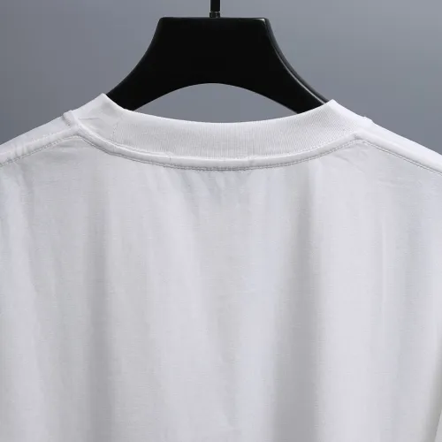 Replica Gucci T-Shirts Short Sleeved For Unisex #1464448 $39.00 USD for Wholesale