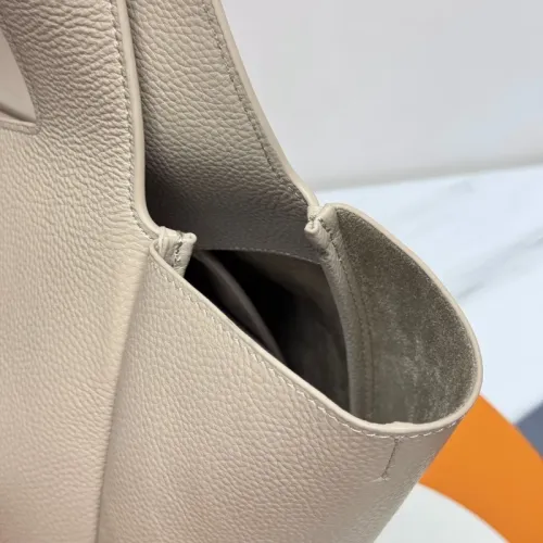 Replica Yves Saint Laurent AAA Quality Handbags For Women #1464882 $212.00 USD for Wholesale