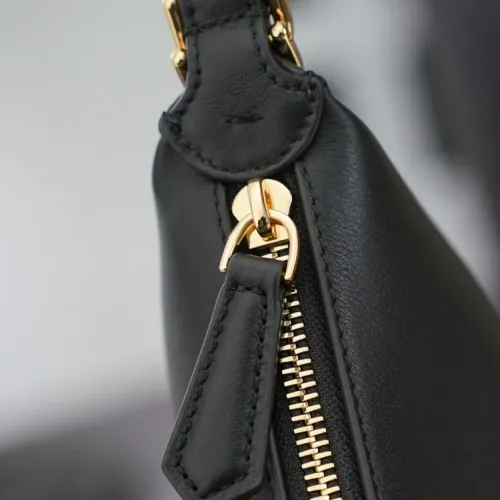 Replica Fendi AAA Quality Messenger Bags For Women #1464975 $192.00 USD for Wholesale