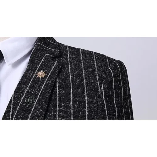 Replica Gucci Tracksuits Long Sleeved For Men #1465071 $105.00 USD for Wholesale