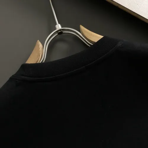 Replica Gucci T-Shirts Short Sleeved For Men #1466723 $40.00 USD for Wholesale