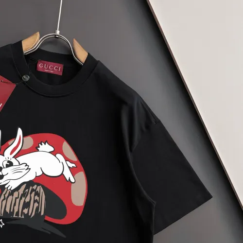 Replica Gucci T-Shirts Short Sleeved For Men #1467166 $40.00 USD for Wholesale