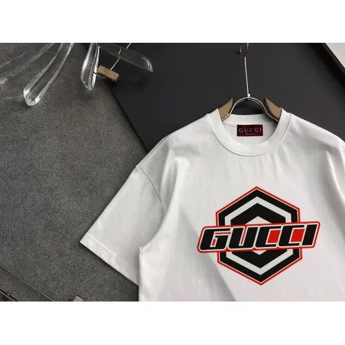 Replica Gucci T-Shirts Short Sleeved For Men #1467213 $40.00 USD for Wholesale