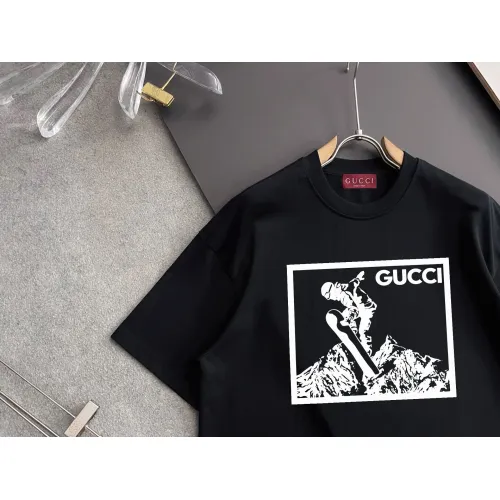 Replica Gucci T-Shirts Short Sleeved For Men #1467218 $40.00 USD for Wholesale