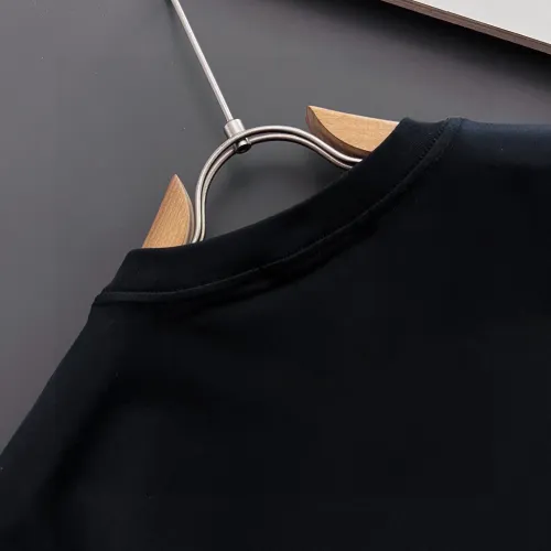 Replica Gucci T-Shirts Short Sleeved For Men #1467290 $40.00 USD for Wholesale