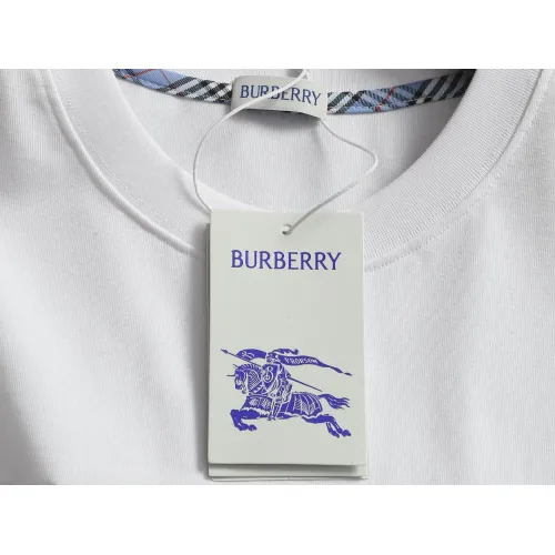 Replica Burberry T-Shirts Short Sleeved For Unisex #1467618 $45.00 USD for Wholesale