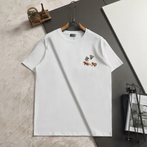 Cheap Christian Dior T-Shirts Short Sleeved For Unisex #1467679, $$45.00 USD On Christian Dior T-Shirts