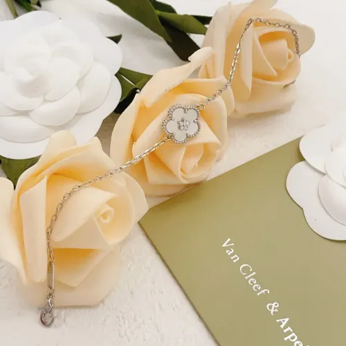 Replica Van Cleef & Arpels Bracelets For Women #1469080 $29.00 USD for Wholesale