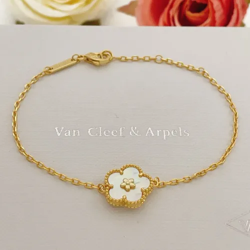 Cheap Van Cleef &amp; Arpels Bracelets For Women #1469081, $$29.00 USD On Van Cleef &amp; Arpels Bracelets