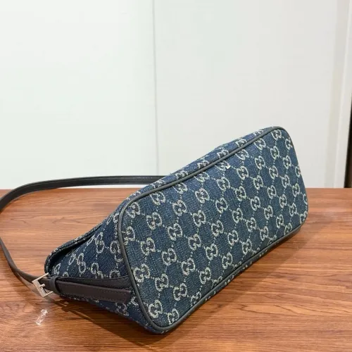 Replica Gucci AAA Quality Shoulder Bags For Women #1469546 $88.00 USD for Wholesale