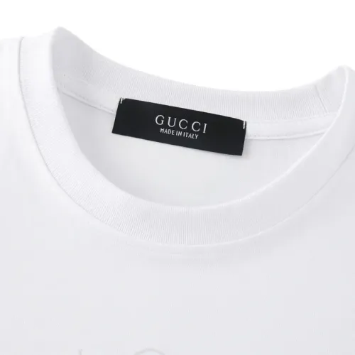 Replica Gucci T-Shirts Short Sleeved For Unisex #1470032 $42.00 USD for Wholesale