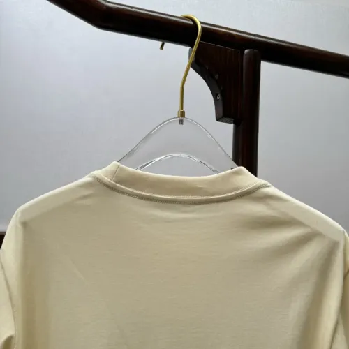 Replica Gucci T-Shirts Short Sleeved For Men #1470046 $60.00 USD for Wholesale
