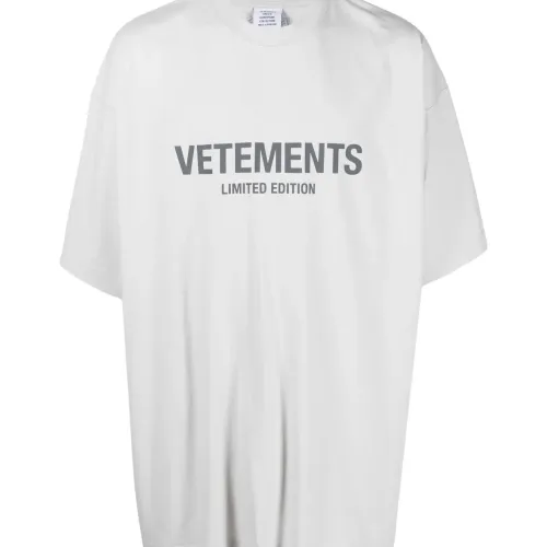Cheap VETEMENTS T-Shirts Short Sleeved For Unisex #1470471, $$36.00 USD On VETEMENTS T-Shirts
