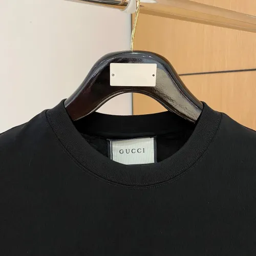 Replica Gucci T-Shirts Short Sleeved For Men #1470485 $60.00 USD for Wholesale