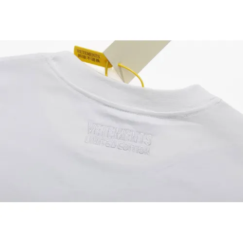 Replica VETEMENTS T-Shirts Short Sleeved For Unisex #1470496 $36.00 USD for Wholesale