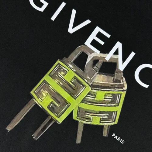 Replica Givenchy T-Shirts Short Sleeved For Men #1470735 $40.00 USD for Wholesale