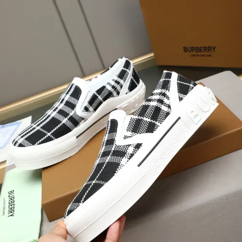 Replica Burberry Casual Shoes For Men #1471077 $80.00 USD for Wholesale