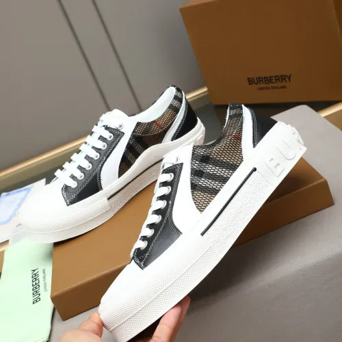 Replica Burberry Casual Shoes For Men #1471079 $80.00 USD for Wholesale