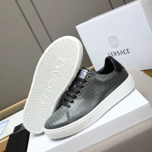 Replica Versace Casual Shoes For Men #1471570 $85.00 USD for Wholesale