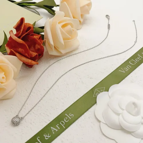 Replica Van Cleef & Arpels Necklaces For Women #1478929 $29.00 USD for Wholesale