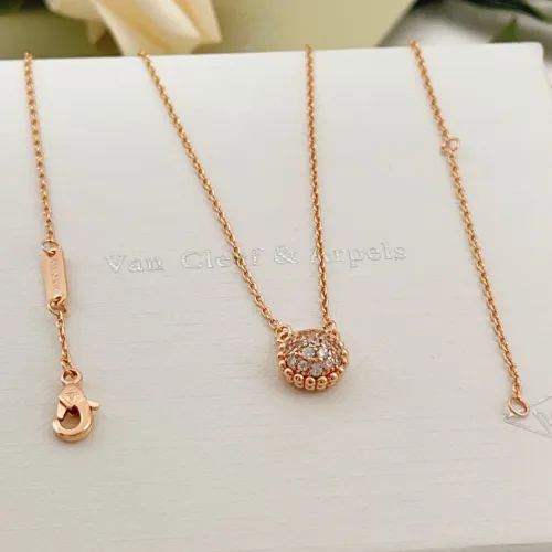 Cheap Van Cleef &amp; Arpels Necklaces For Women #1478933, $$29.00 USD On Van Cleef &amp; Arpels Necklaces