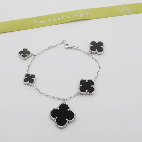 Cheap Van Cleef &amp; Arpels Bracelets For Women #1479298, $$32.00 USD On Van Cleef &amp; Arpels Bracelets