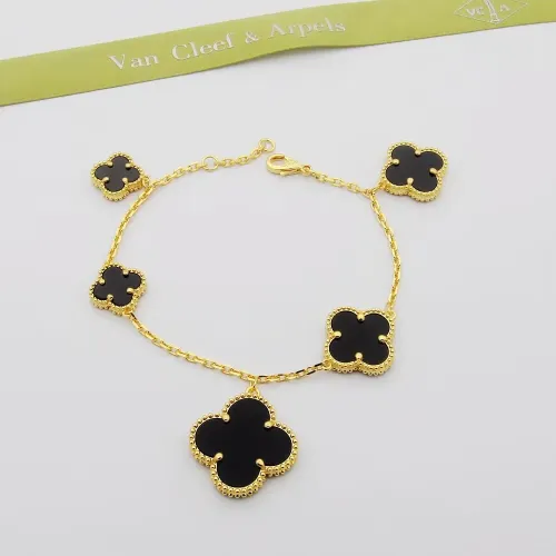 Cheap Van Cleef &amp; Arpels Bracelets For Women #1479300, $$32.00 USD On Van Cleef &amp; Arpels Bracelets
