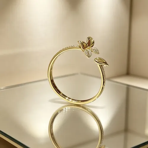 Replica Van Cleef & Arpels Bracelets #1480043 $42.00 USD for Wholesale